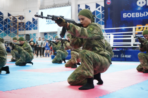 Участие обучающихся АНО ПО «Университетский колледж» в качестве волонтеров на Фестивале боевых искусств «Динамо»